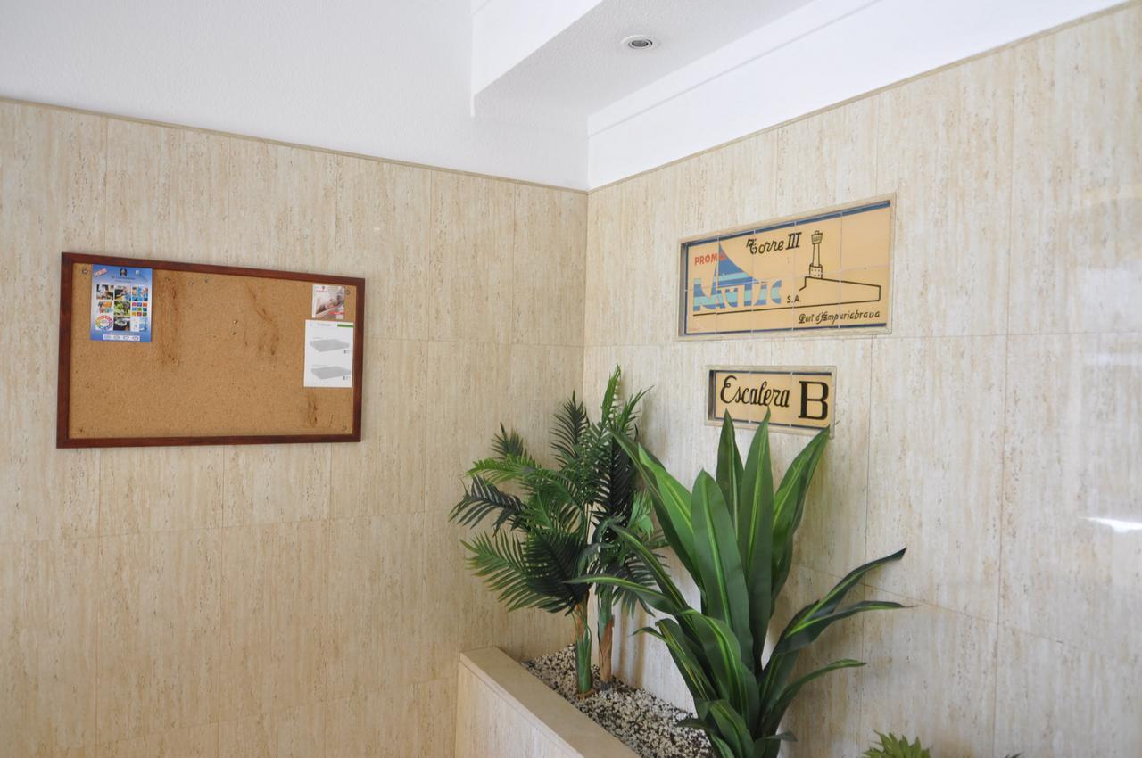 Rnet - Nautic Empuriabrava Apartment Bagian luar foto