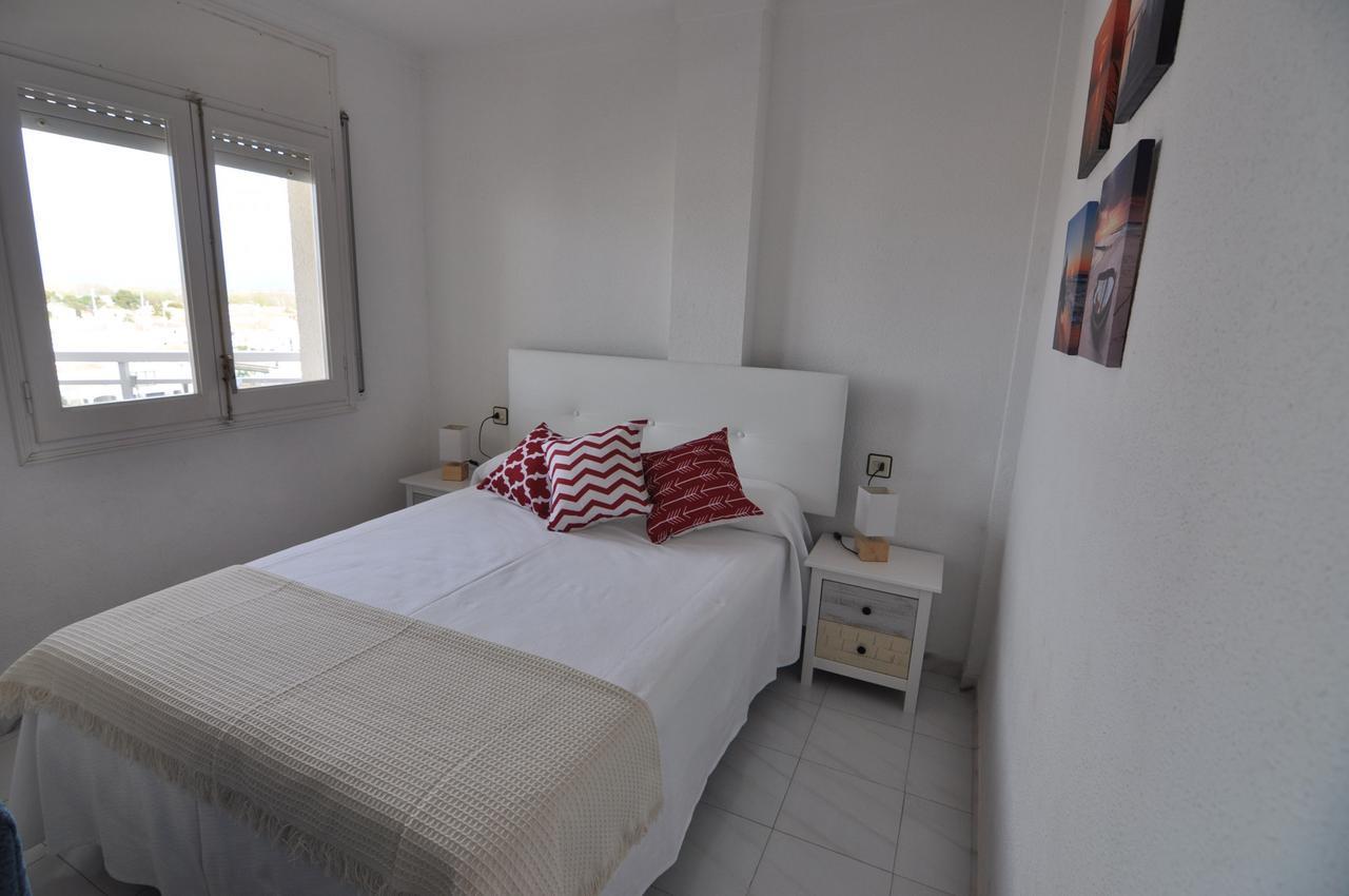 Rnet - Nautic Empuriabrava Apartment Bagian luar foto